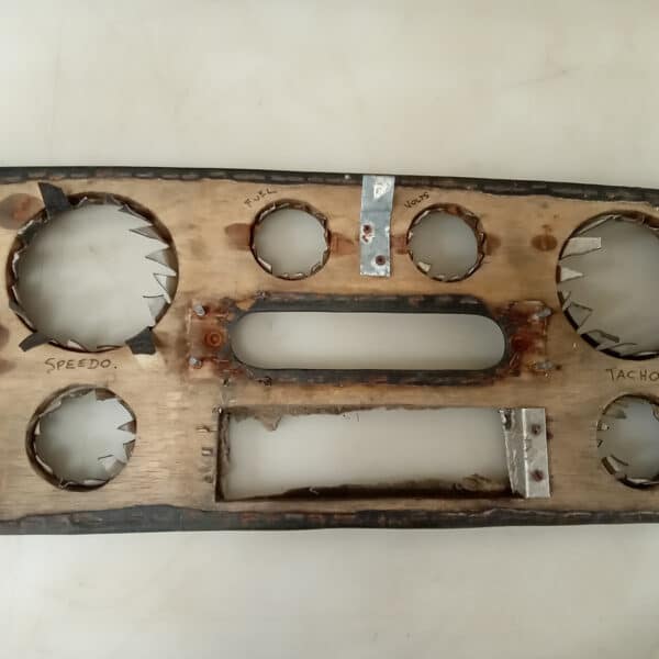 020626 1980 TVR 300S Dash Retrimmed and Radio Hole Filled 30