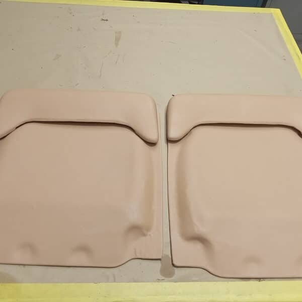 020626 1982 Range Rover In Vogue Loadspace Carpet Headrests and Cushions Retrimmed 27