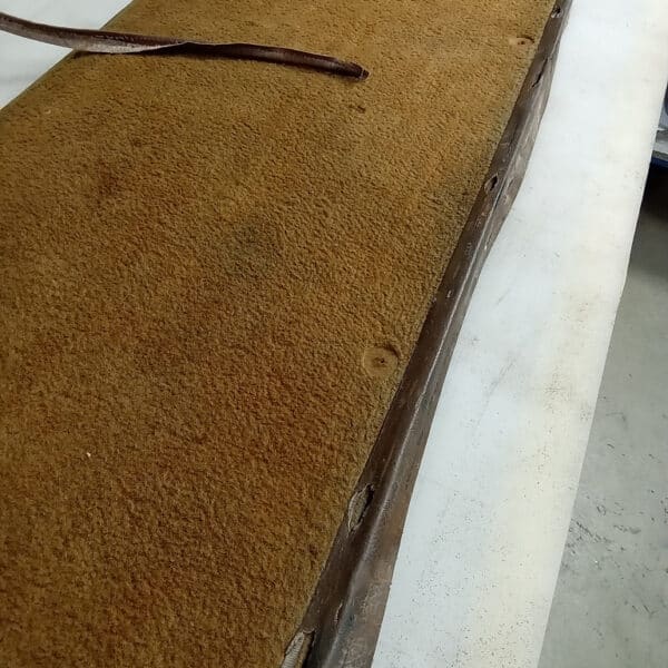 020626 1982 Range Rover In Vogue Loadspace Carpet Headrests and Cushions Retrimmed 33