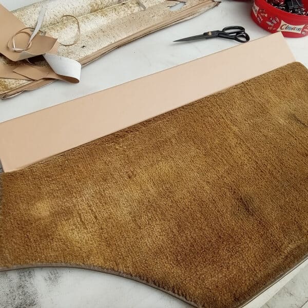020626 1982 Range Rover In Vogue Loadspace Carpet Headrests and Cushions Retrimmed 40