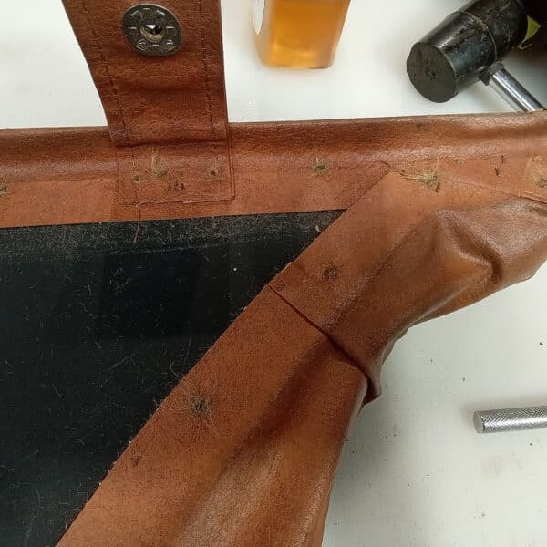 020626 1982 Range Rover In Vogue Seat Teardown 3