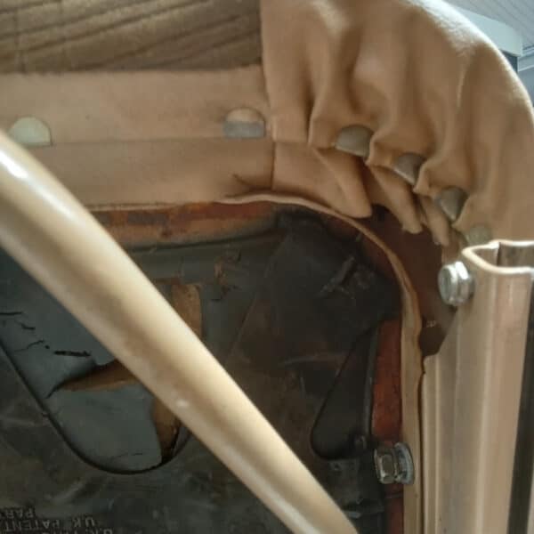 020626 1982 Range Rover In Vogue Seat Teardown 47