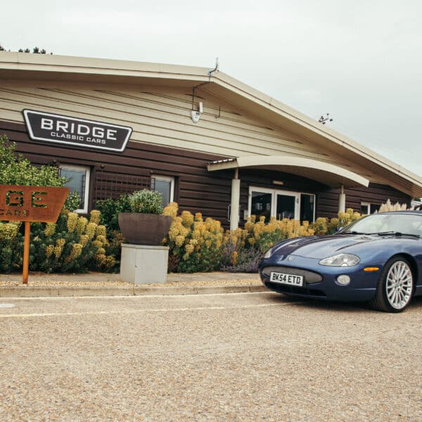 020626 2004 Jaguar XKR Arrival 2