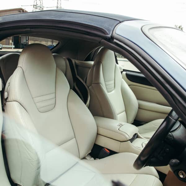 020626 2004 Jaguar XKR Arrival 8