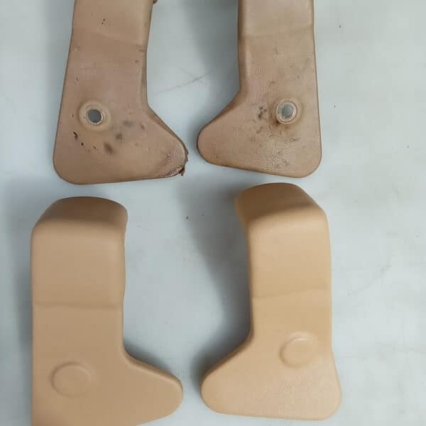 030626 1982 Range Rover In Vogue Front Seats Stripped Down 27