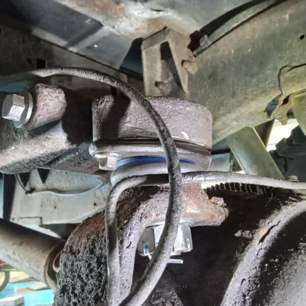 030626 2008 Land Rover Defender 110 New Ball Joint Prop Joint Transmission Brake and Output Seals 4