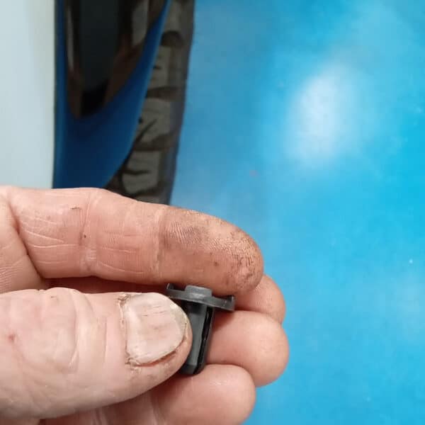 030626 2008 Land Rover Defender 110 Pickup Repairs 14