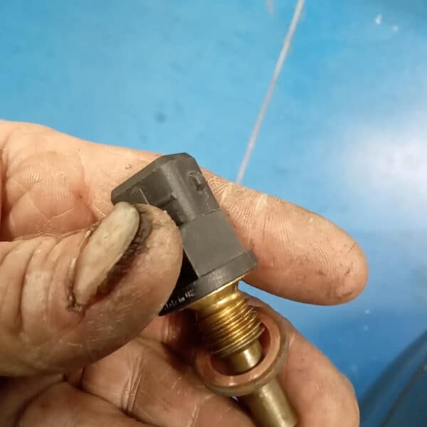040626 1995 Aston Martin DB7 Number Plates and Engine Temp Sensor