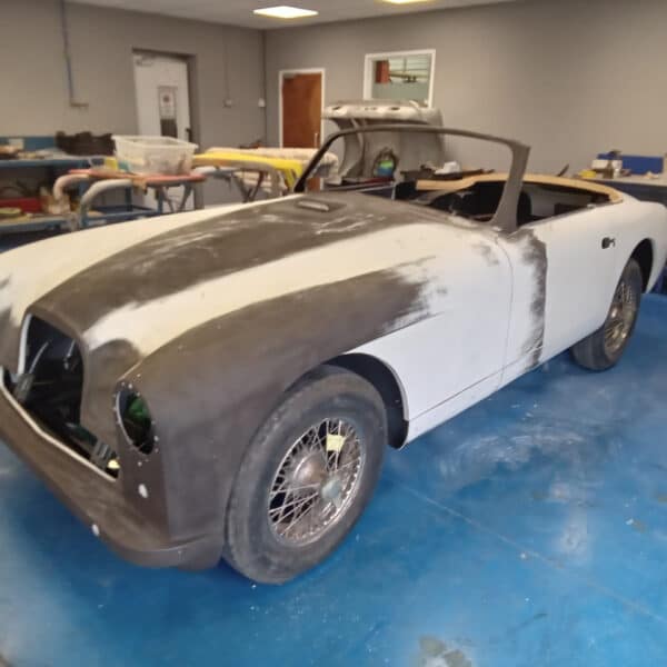 050626 1955 Aston Martin DB2 Drophead Polyfan Rubdown 4