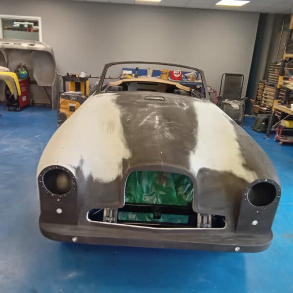 050626 1955 Aston Martin DB2 Drophead Polyfan Rubdown 5