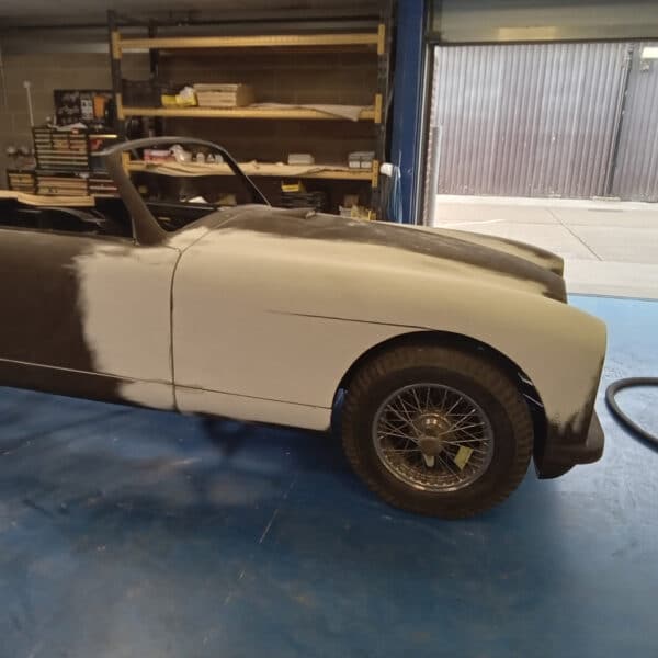 050626 1955 Aston Martin DB2 Drophead Polyfan Rubdown 6