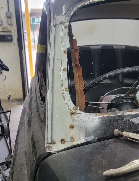 050626 1958 Rover 90 A Frame Rust 6
