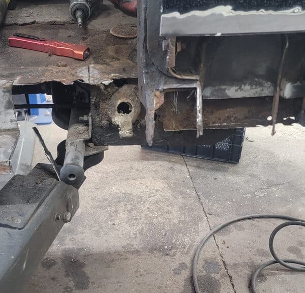 050626 1958 Rover 90 Drivers Side Wing Rust 6