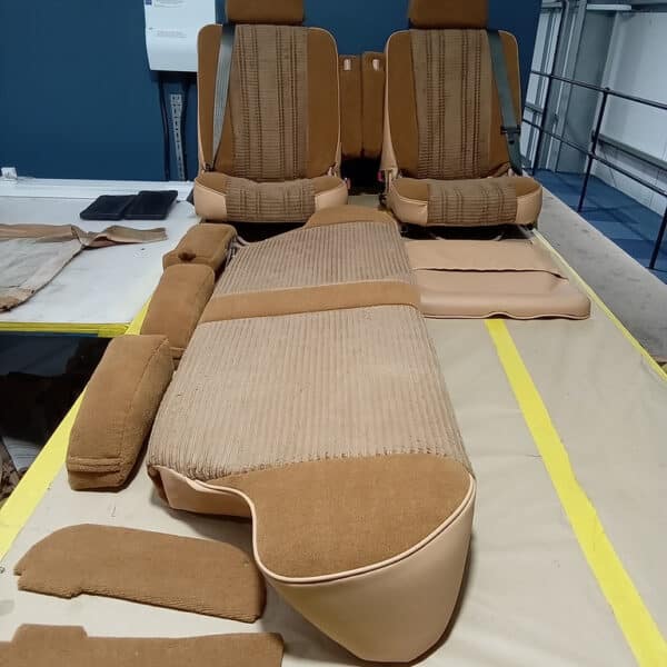 050626 1982 Range Rover Interior Complete 30