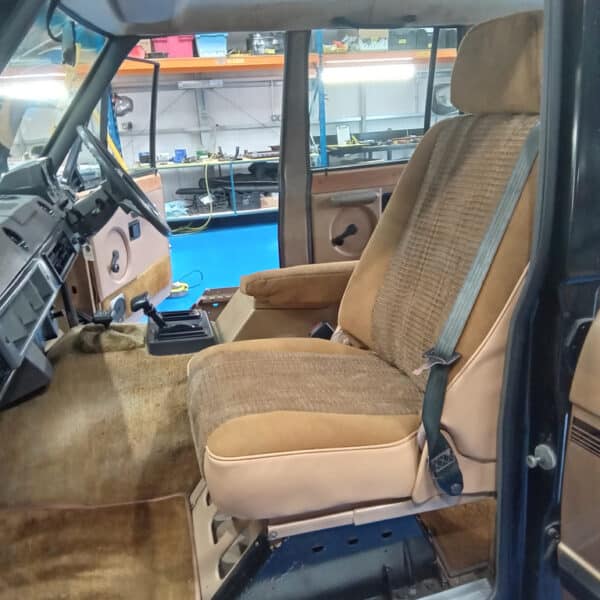 050626 1982 Range Rover Interior Complete 5