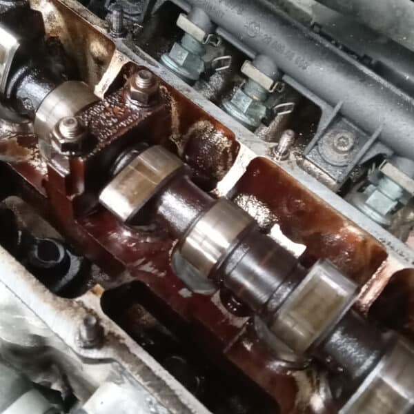 050626 1989 Volkswagen Golf GTi Oil and Coolant Leaks 10