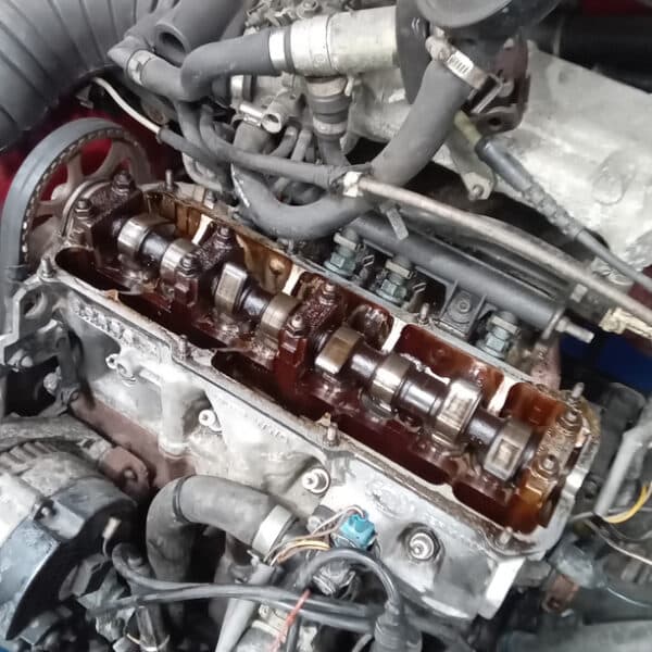 050626 1989 Volkswagen Golf GTi Oil and Coolant Leaks 12