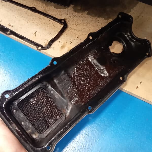 050626 1989 Volkswagen Golf GTi Oil and Coolant Leaks 5