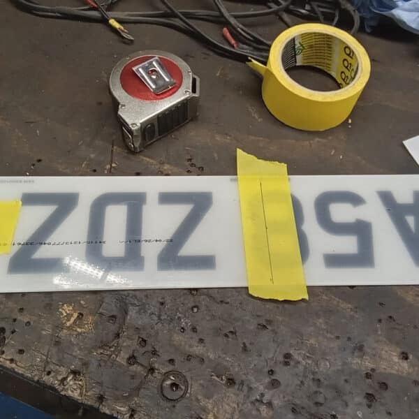 050626 2008 Land Rover Defender 110 Pickup Recirculation Flap Control Cable Refit Centre Dash Number Plates Stereo 2
