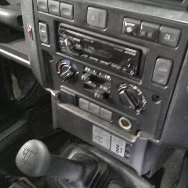 050626 2008 Land Rover Defender 110 Pickup Recirculation Flap Control Cable Refit Centre Dash Number Plates Stereo 8