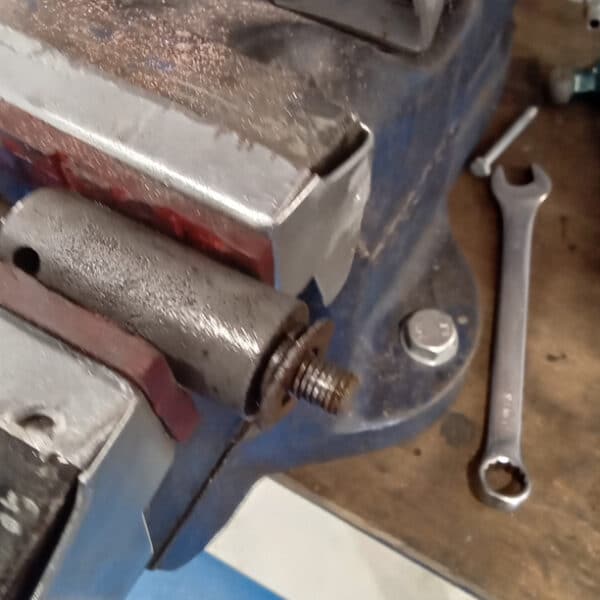 090626 1970 Aston Martin DBS Bumper Brackets 9