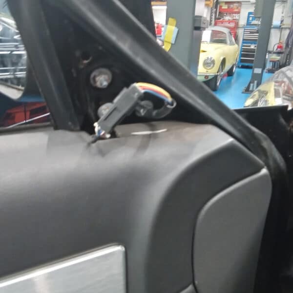 090626 2002 Ford Thunderbird Door Mirrors