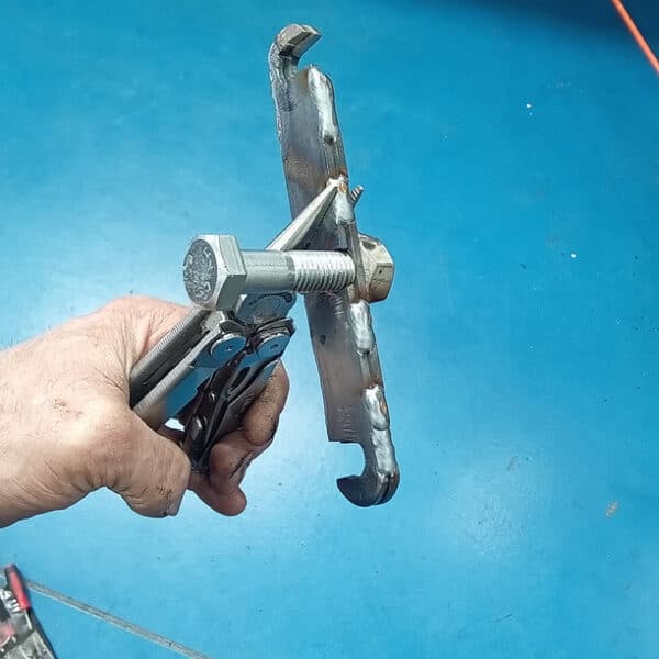 090626 2002 Ford Thunderbird Steering Wheel Pulled