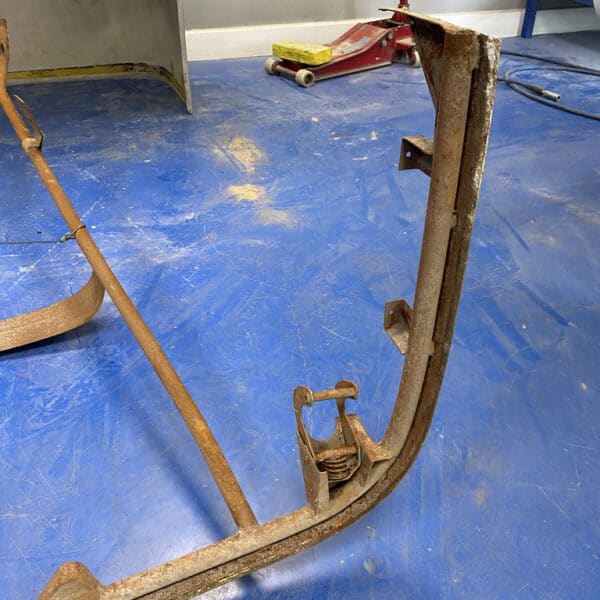 100626 1954 Aston Martin DB2 Bonnet Frame Removal 10
