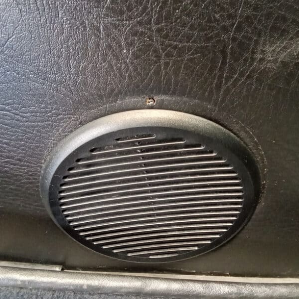 100626 1981 Porsche 911 Speak Blank Falling Off