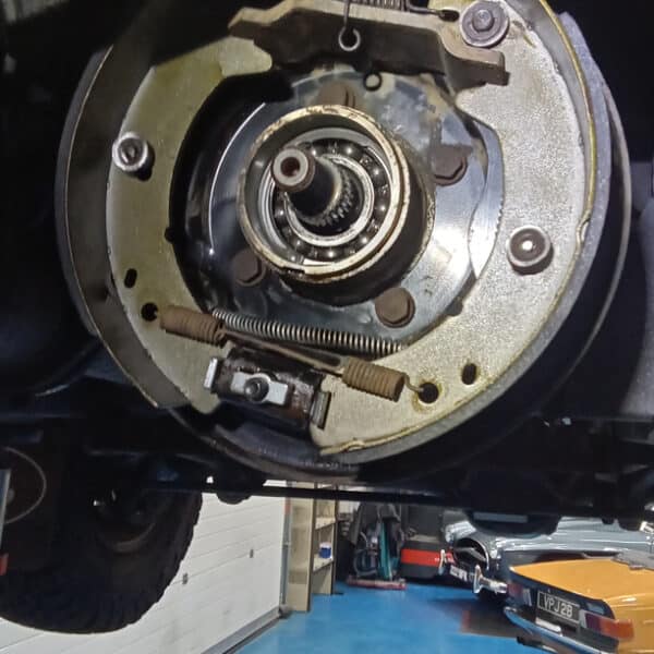 100626 2008 Land Rover Defender 110 Repairs 2