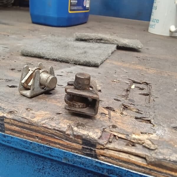 100726 1936 Fraser Nash BMW Brake Parts Cleaned 8