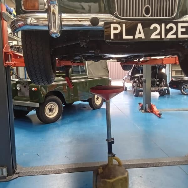 110626 1967 Alvis TF21 Service 3