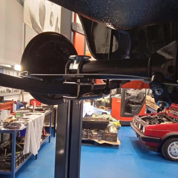 110626 1975 MGB GT V8 Progress 7