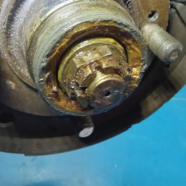 120626 1936 Fraser Nash BMW 319 Brakes and Bearings 11
