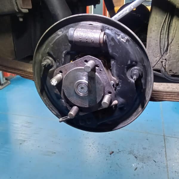 120626 1936 Fraser Nash BMW 319 Brakes and Bearings 14