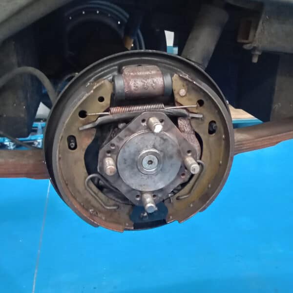 120626 1936 Fraser Nash BMW 319 Brakes and Bearings 22