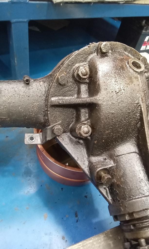 120626 1936 Fraser Nash BMW 319 Rear Diff Removal and Teardown 15