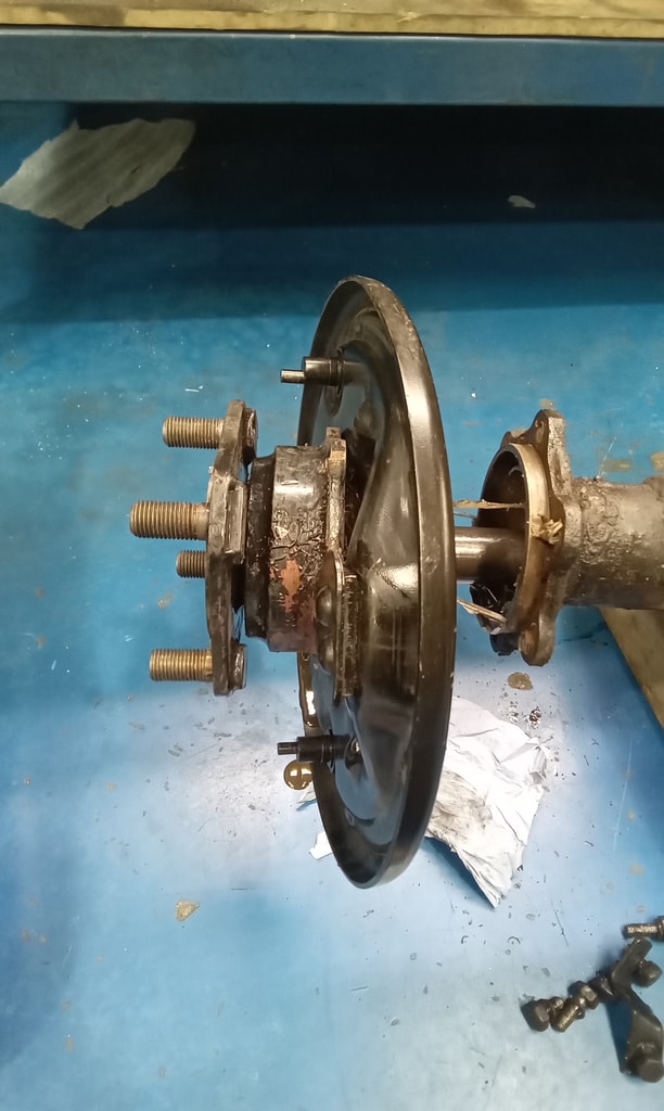 120626 1936 Fraser Nash BMW 319 Rear Diff Removal and Teardown 9