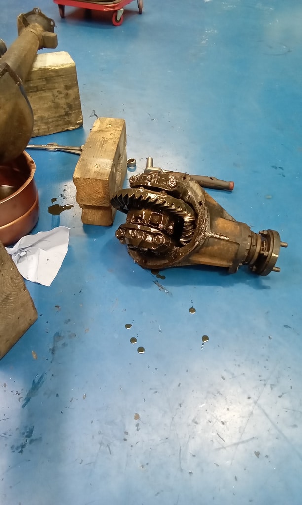 120626 1936 Fraser Nash BMW 319 Rear Diff Removal and Teardown