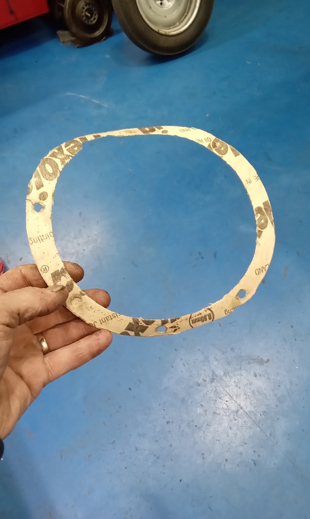 130626 1936 Fraser Nash BMW 319 Axle and Back Plates Painted New Diff Gasket 4