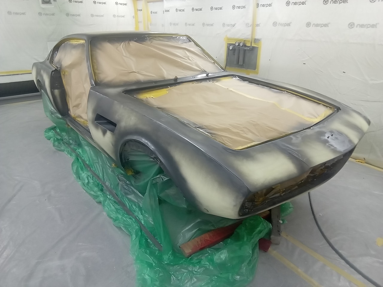 130626 1970 Aston Martin DBS Panel Levelling 18