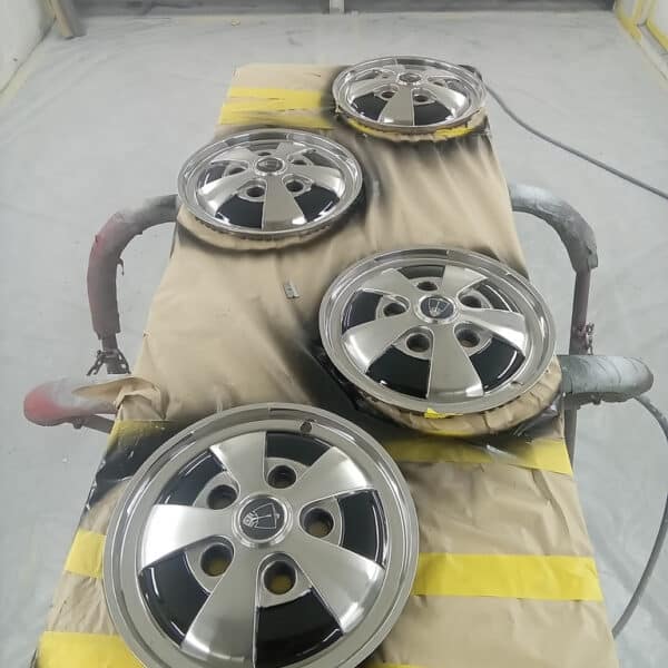 130626 1972 Rover P6 Wheels and Bonnet Painted