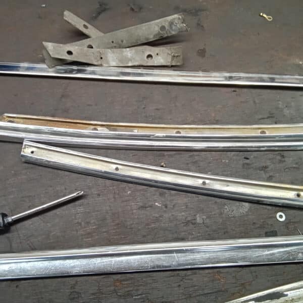 130626 1987 Mercedes 500SL Chrome Work Cleaned Up 5