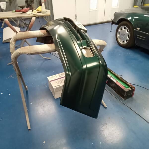 130626 1996 Mercedes SL320 Paintwork 4