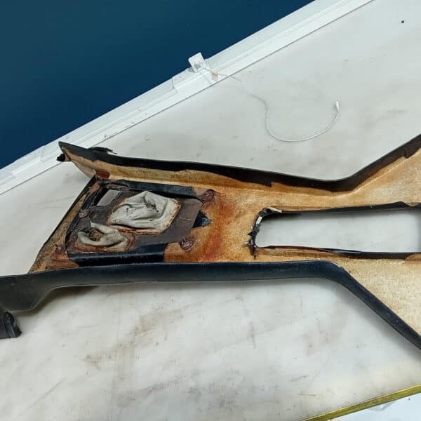 160626 1980 TVR 3000S Centre Console Retrim 28