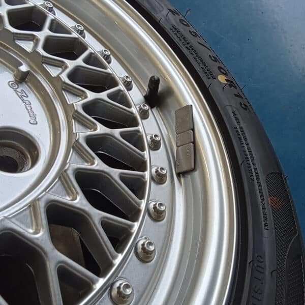 160626 1989 Volkswagen Golf GTi Weights Fallen Off 3