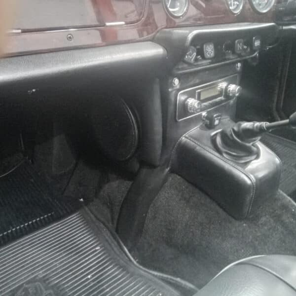 180626 1973 Triumph TR6 Radio Thermostat Speedo Cable and Heater Control