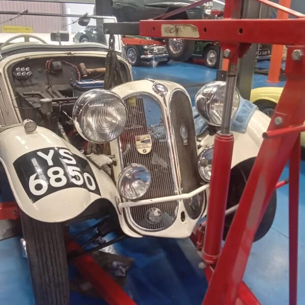 190626 1936 Fraser Nash BMW 319 Engine Removal 5