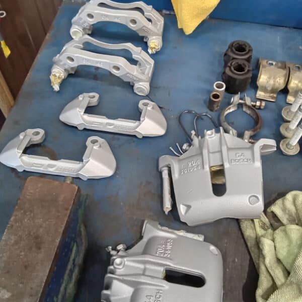 200626 2000 Peugeot 306 Calipers and Carriers Painted