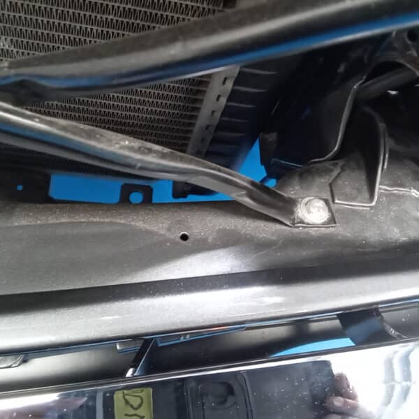230626 1987 Mercedes 500SL Bumper Alignment and Boot Catch 7